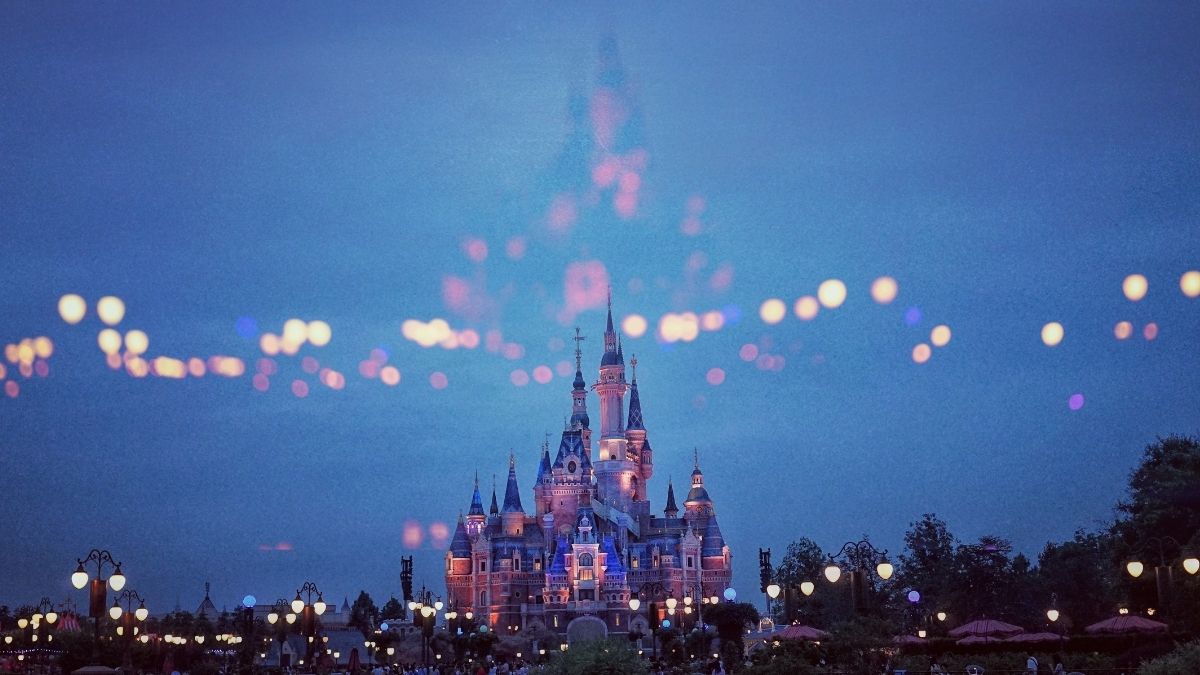 108 Disney World Captions For Instagram Puns, Quotes & Short Captions