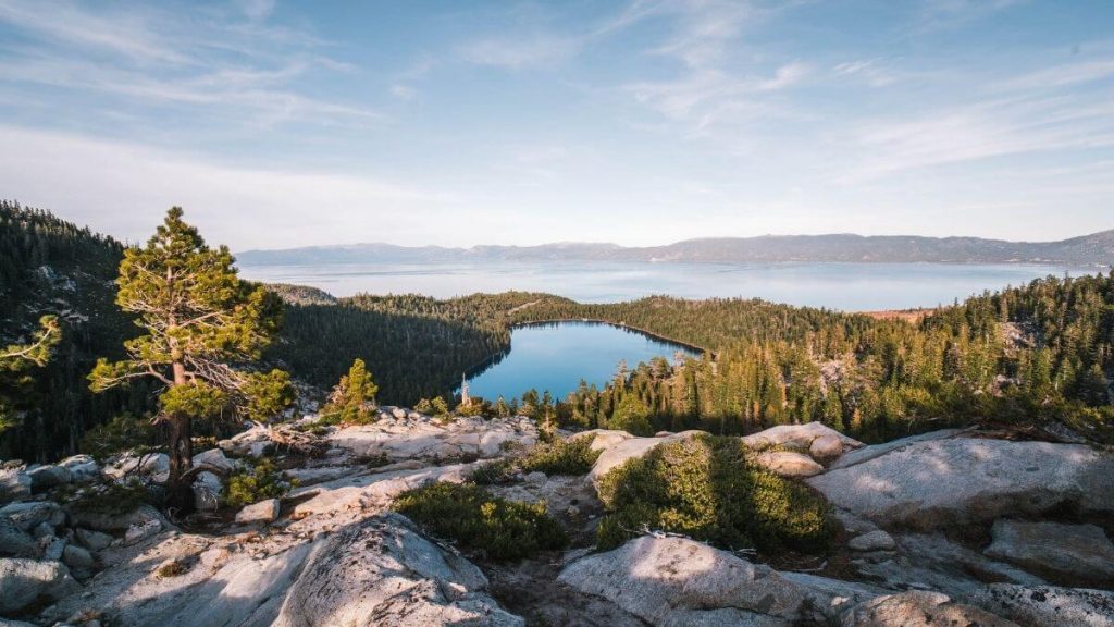 Lake Tahoe vs Yosemite - featured image