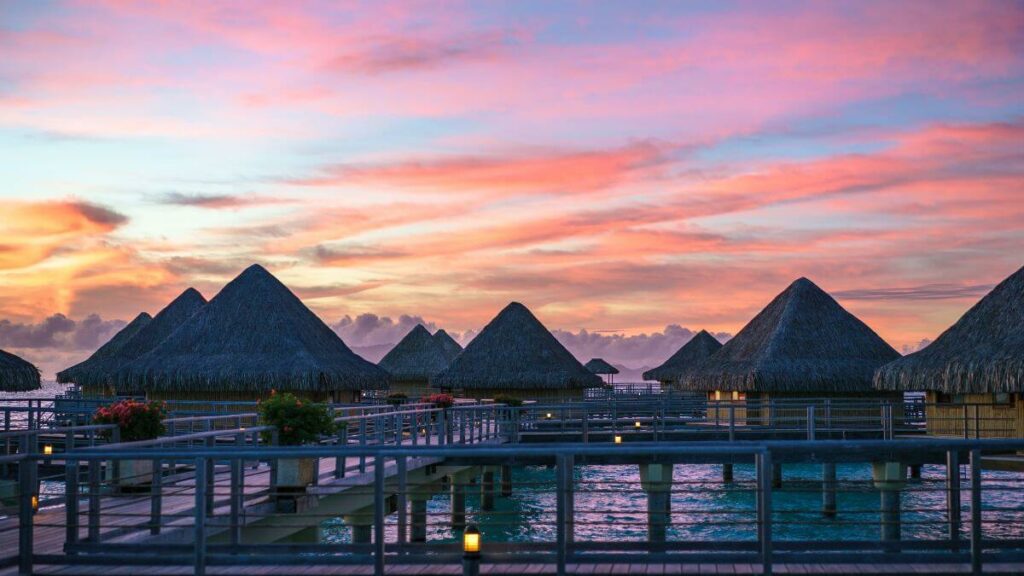 things to do in Bora Bora at night - featured image