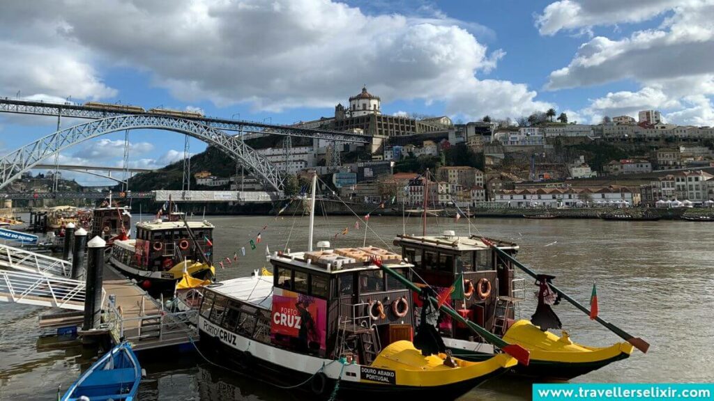Photo of the Douro River taken in Ribeira.