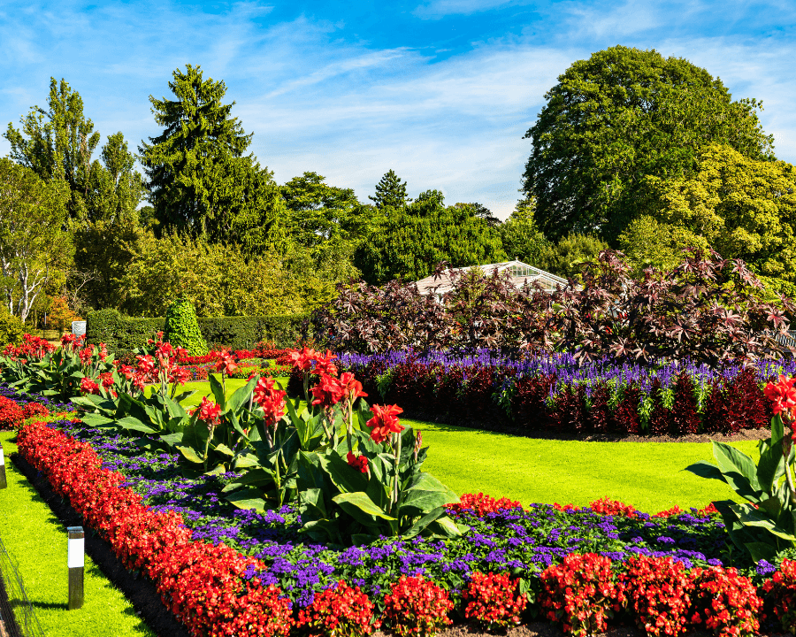 KEW GARDENS UK 