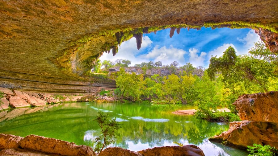 HAMILTON POOL TEXAS, UNIQUE EXPERIENCES FEATURED IMAGE