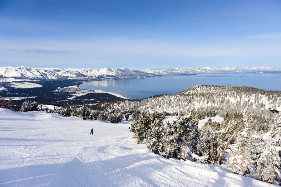 looking at lake tahoe from heavenly ski resort (1)
